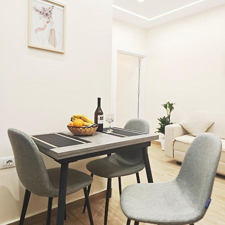 New Apartment Close To Sea And Downtown Wlora Zewnętrze zdjęcie