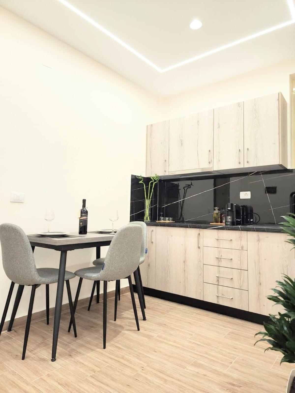 New Apartment Close To Sea And Downtown Wlora Zewnętrze zdjęcie